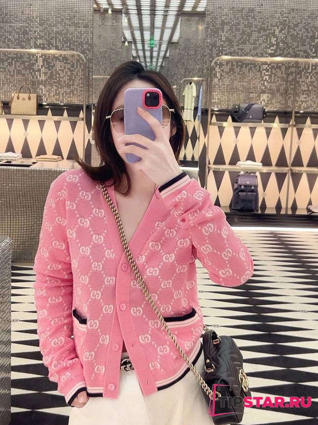 Gucci Early Autumn Letter Pink Knitted Jacket Cardigan  - 1