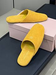 Miu's 24 autumn and winter show leather yellow half-slippers - 5