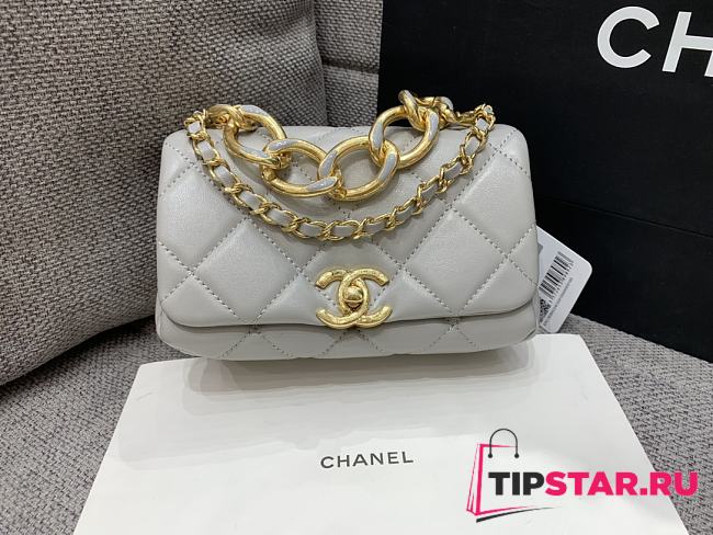 Chanel Classic Diamond Flap Bag Grey 17X8.5X11.5Cm - 1