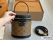 LV Fortune Barrel 17X15X15CM - 1