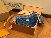 LV Pea Croissant MM 22x13cm - 1