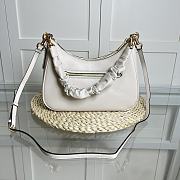 Coach Outlet Women's TERI Half Moon Underarm Bag White 29X23X9CM - 2