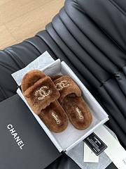 Chanel 24B new furry brown slippers - 4