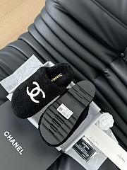 Chanel 24B new furry black&white slippers - 6