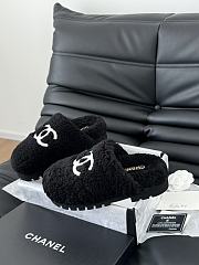 Chanel 24B new furry black&white slippers - 5