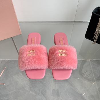 Miu Miu flat wool pink slippers