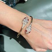 Bulgari's high-end precision-made two-headed snake bracelet - 3