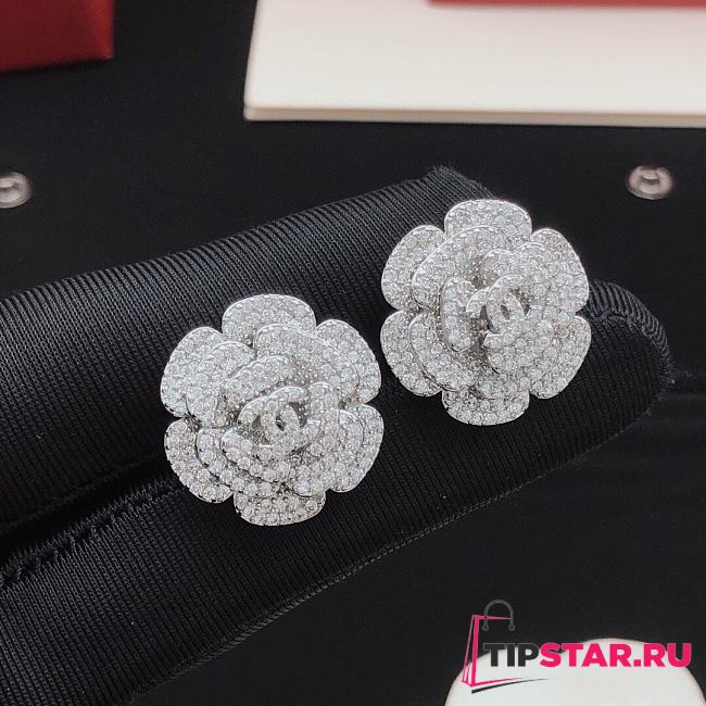 Chanel Camellia flower earrings - 1