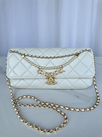 Chanel Lambskin Hardware White 28cmX12cmX6cm