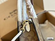 Coach Callymini Classic Monogram 17cm - 5