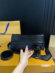 LV 24 New Crocodile Pattern Onthego East West Black 25*20cm - 6