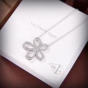 VCA Van Cleef & Arpels flower necklace - 1