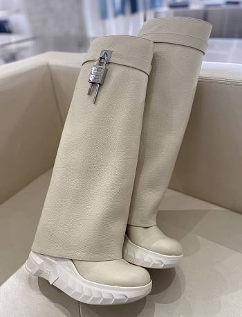 Givenchy Shark Lock Biker Boots In Grained Leather In Beige 