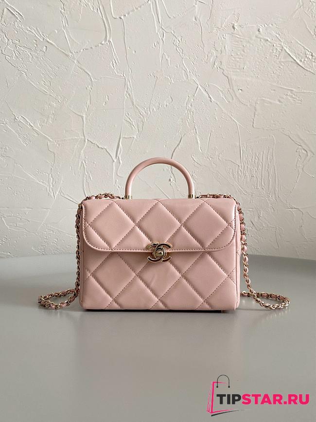 Chanel Light Pink Handle Bag 19×8×12cm  - 1