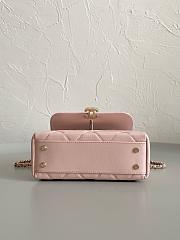 Chanel Light Pink Handle Bag 19×8×12cm  - 3