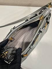 Prada Messenger Grey Bag 26x14x12cm - 6