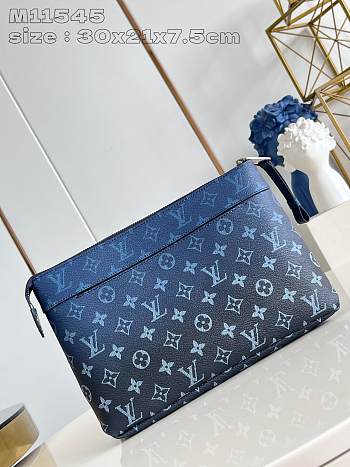 LV M11545 Blue Pochette Voyage Souple Clutch 30X21X7.5CM