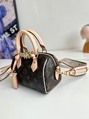 LV M46970 SPEEDY 18 LV&I MONOGRAM CANVAS BAG 18.5×12.5×10.5cm - 2