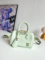 LV M24605 Speedy 18 LV&I Matcha Green Cow Leather Handbag 18.5×12.5×10.5cm - 1