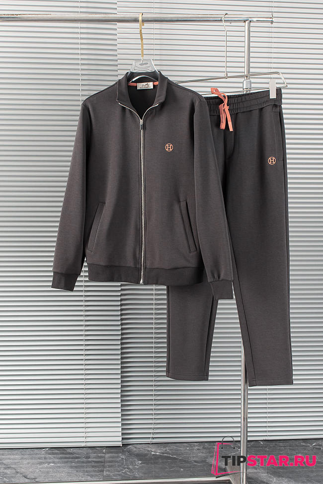 Hermes Fashion casual sports suit brown jacket and sweatpants  - 1