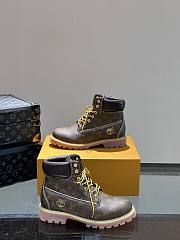 LV Timberland co-branded Monogram boots - 1