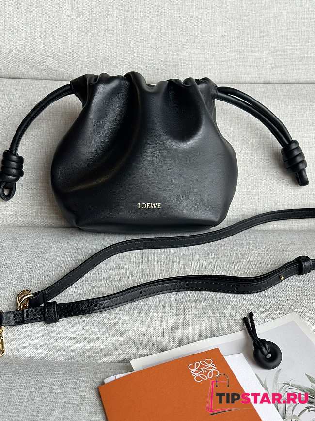 Loewe Black Mini Flamenco Purse Clutch in Nappa Leather 23x17x5.5cm - 1