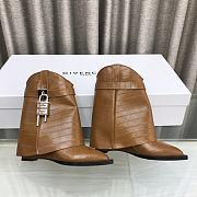 Givenchy Logo Shark Lock Brown Boots - 6