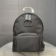 VLTN Rivet Heavy-duty Backpack 40 x 33 cm - 1