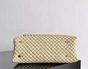 Bottega Veneta Crossbody Handbag Beige 19*26*11cm - 6