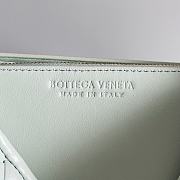 Bottega Veneta Crossbody Handbag White Fesh Mint 19*26*11cm - 3