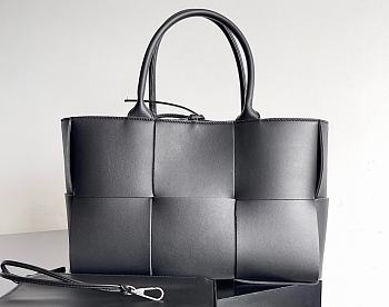 BV Bottega Veneta Balck Tote Three Grid 30X20x11.5cm