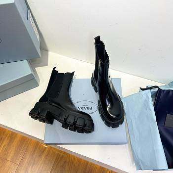 Prada Classic Thick-soled Ankle Black Boots 