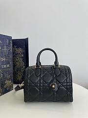 Dior Groove 25 Bag Black Macrocannage Calfskin 25 x 19 x 16 cm - 1