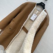 Dior Princess Diana rattan check fur mid-length brown coat - 3