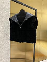 CD navy collar fur vest - 1