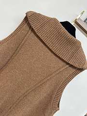 Chanel Knitted Brown Vests  - 4