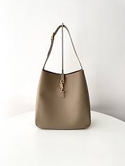  YSL Soft hobo dusty grey large 30x31x13cm - 1