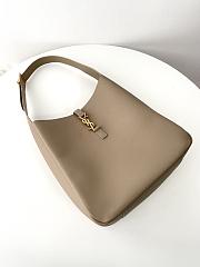  YSL Soft hobo dusty grey large 30x31x13cm - 4