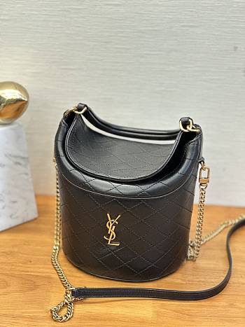 YSL 24 Summer Bucket Bags 19 x 17 x 15cm