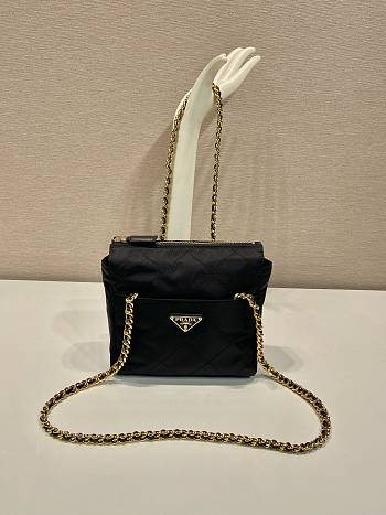 Prada Middle-hand Crossbody Bag 21X19.5X6CM