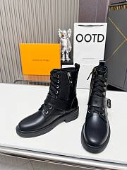 LV Capucines logo black boots - 6