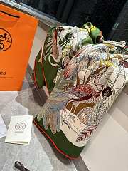 HERMES 140cm velvet square scarf - 6