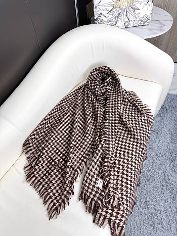 Dior houndstooth shawl brown scarf