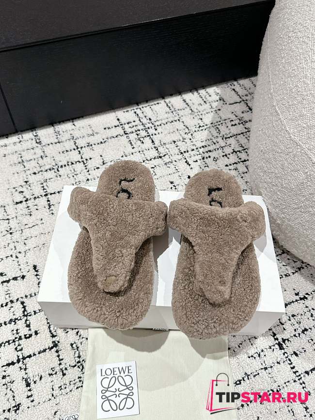 Loewe Soft Lambswool Angled Grey Slippers - 1