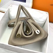 Hermes lindy clemenc TC leather TO holy grail dove grey silver buckle bag 26cm  - 4