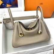 Hermes lindy clemenc TC leather TO holy grail dove grey silver buckle bag 26cm  - 3