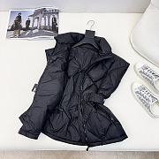 Dior diamond pattern down vest  - 5