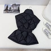 Dior diamond pattern down vest  - 3