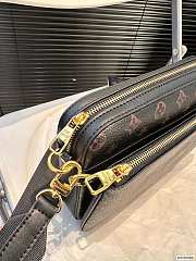 LV men's messenger bag 26 X19CM - 5