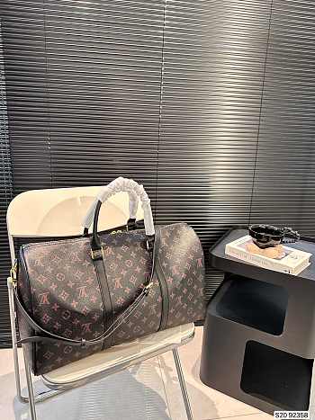 LV catwalk travel bag 45X26CM